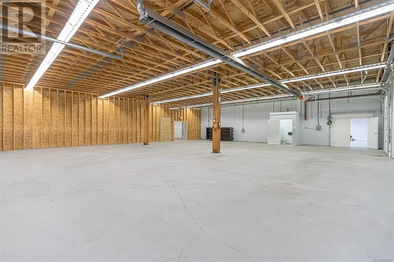 5,6,7,8 1210 Industrial Way