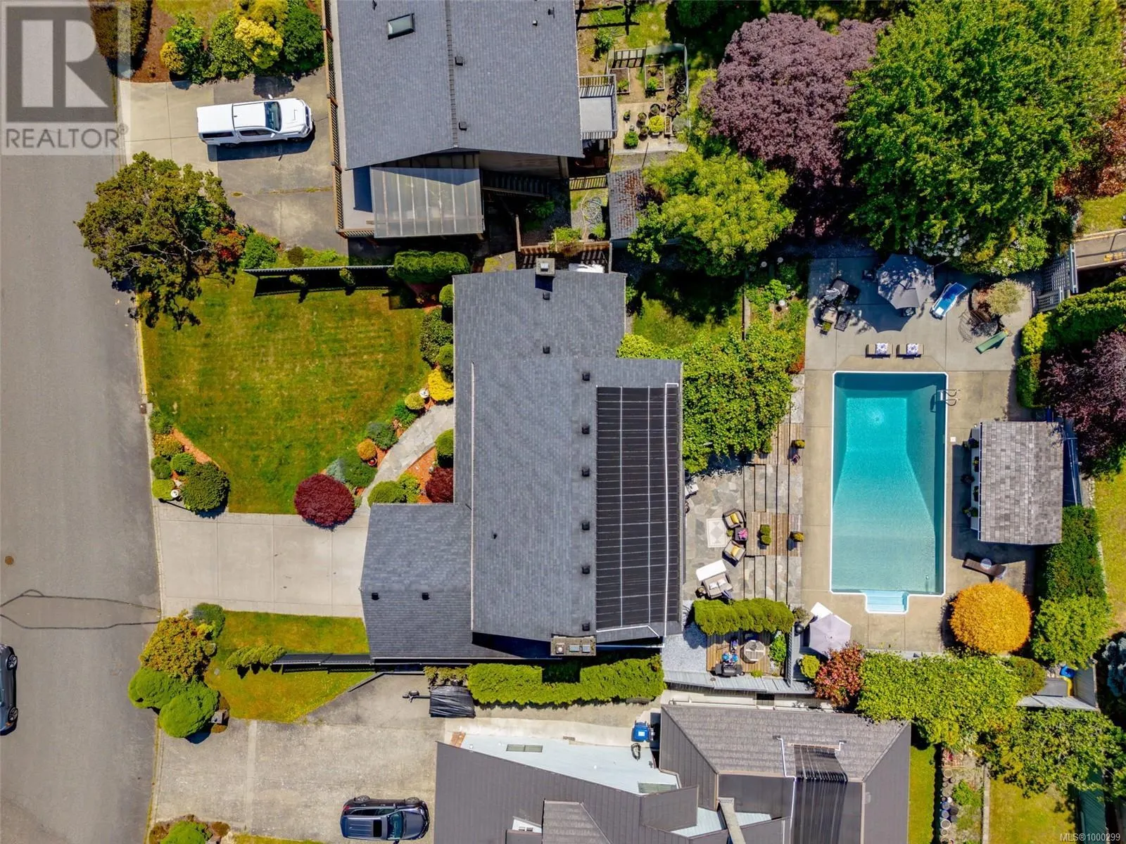 221 Blairgowrie Pl