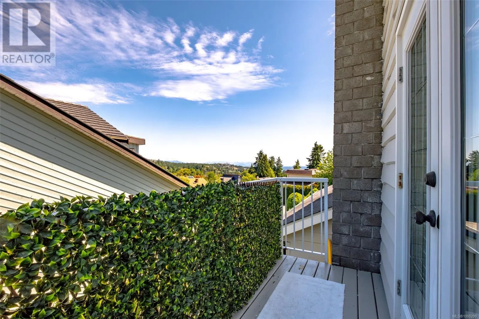 221 Blairgowrie Pl