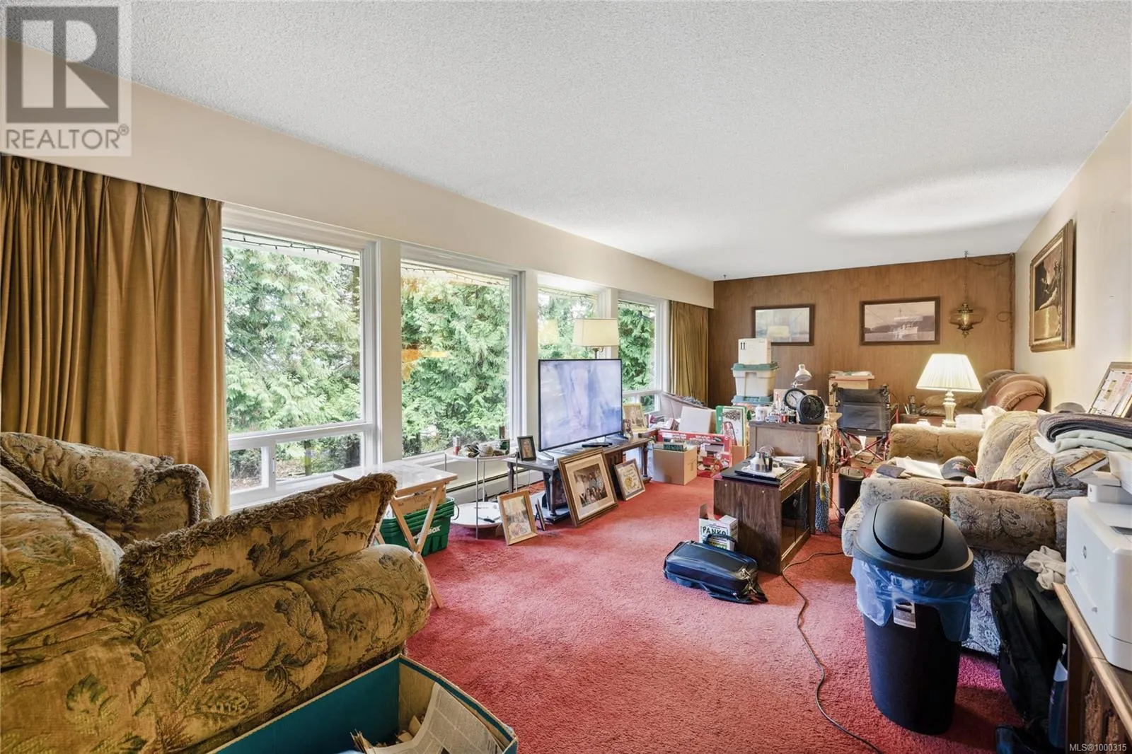 5611/5621 Hammond Bay Rd