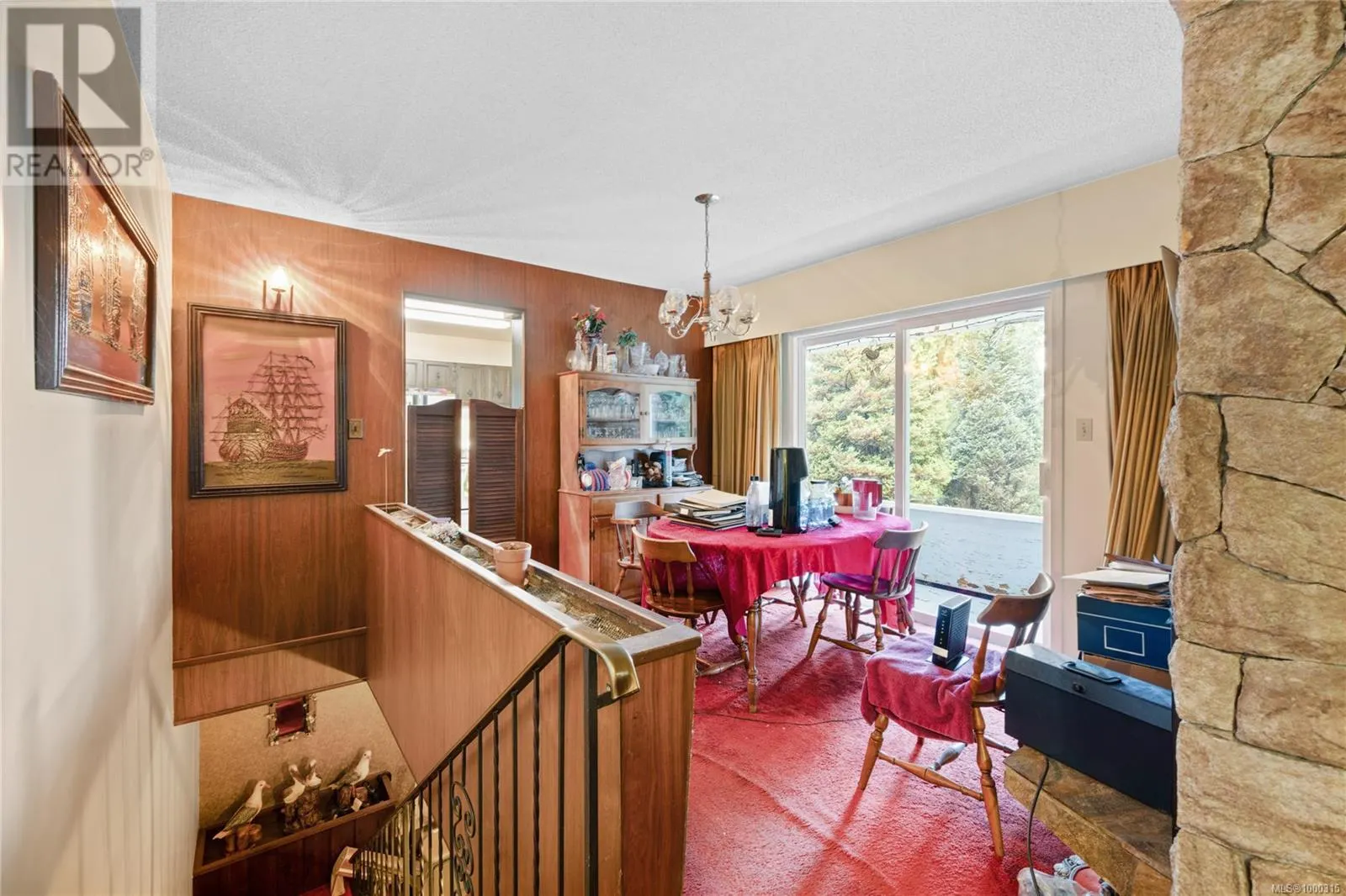 5611/5621 Hammond Bay Rd