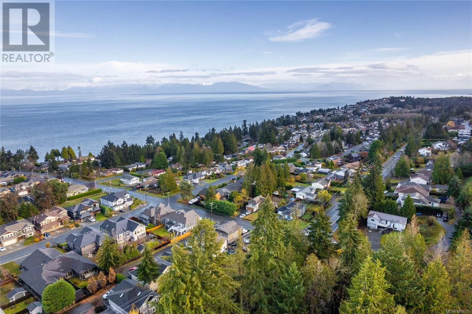 5611/5621 Hammond Bay Rd