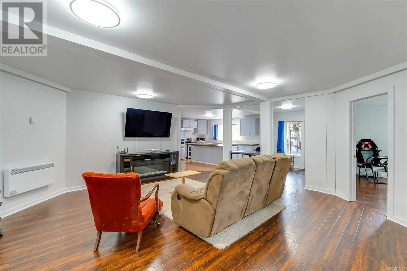 4101 Parkinson Pl