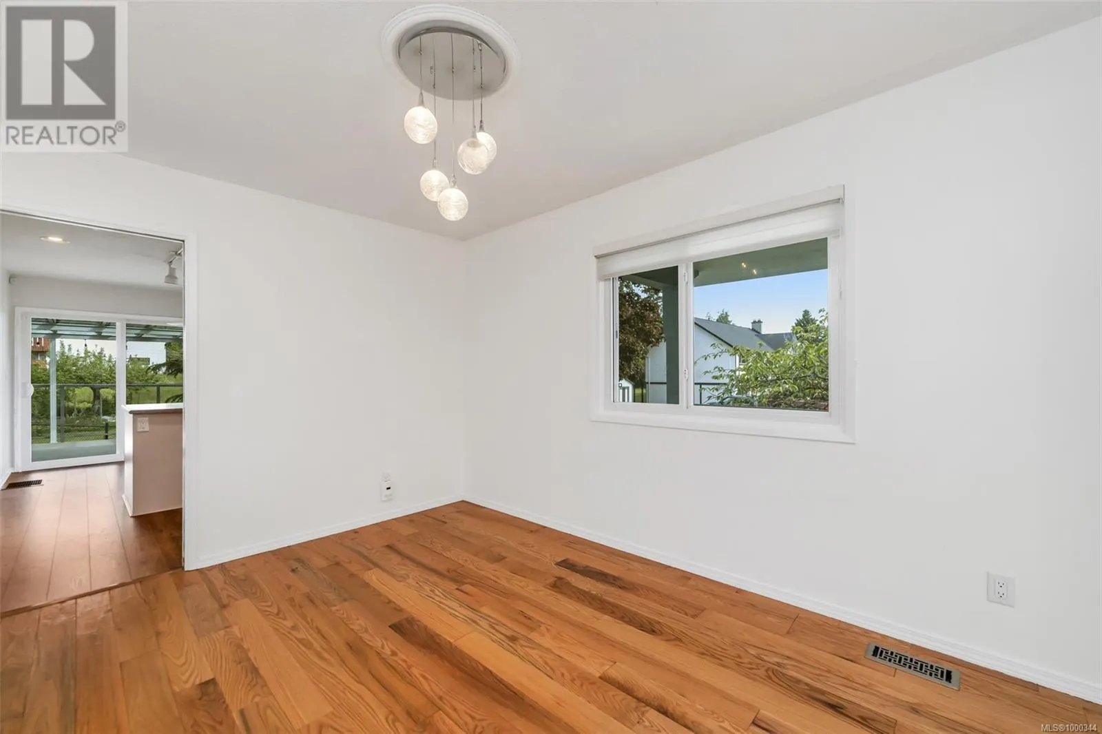1616 Sarita Pl
