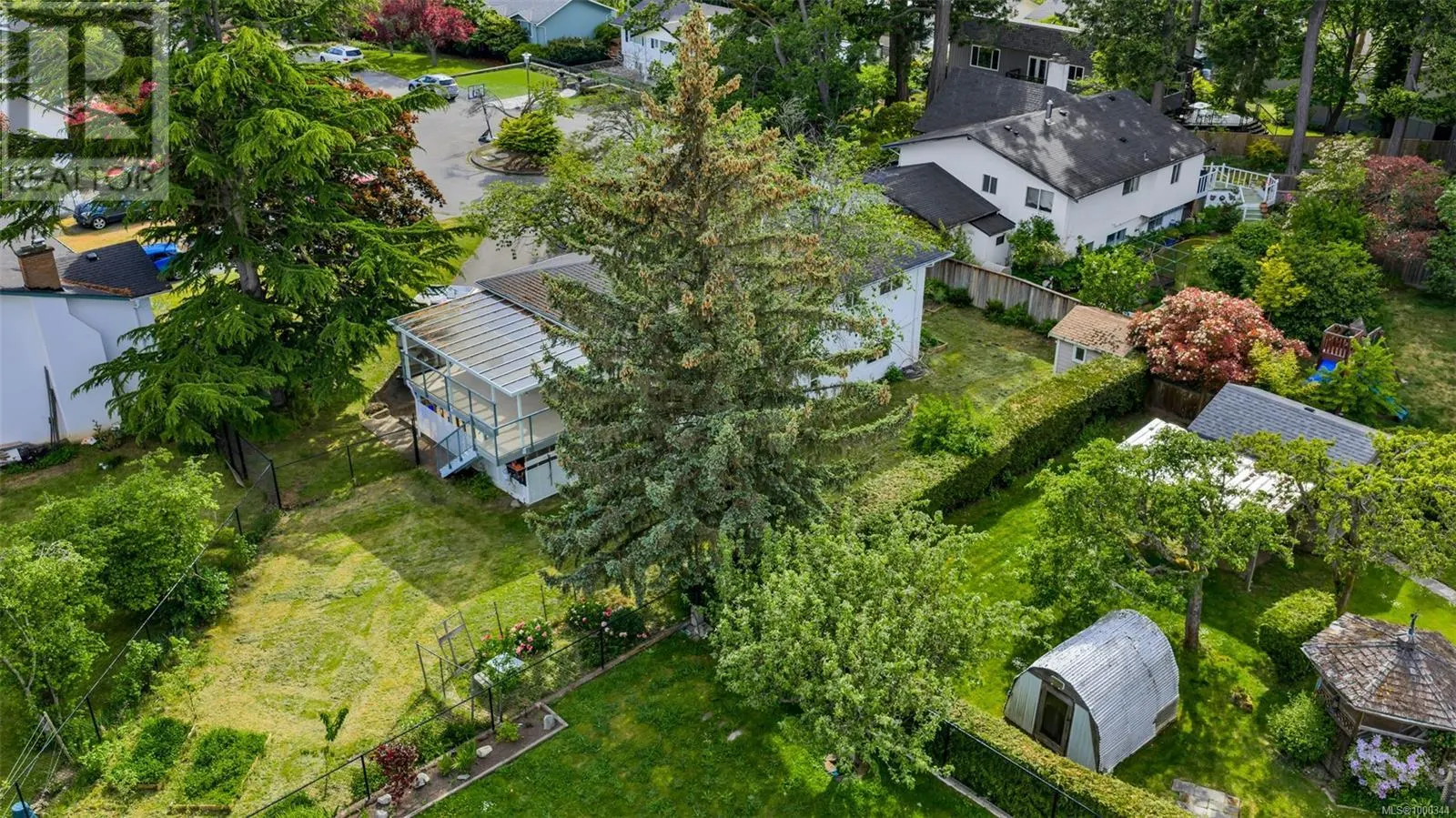 1616 Sarita Pl