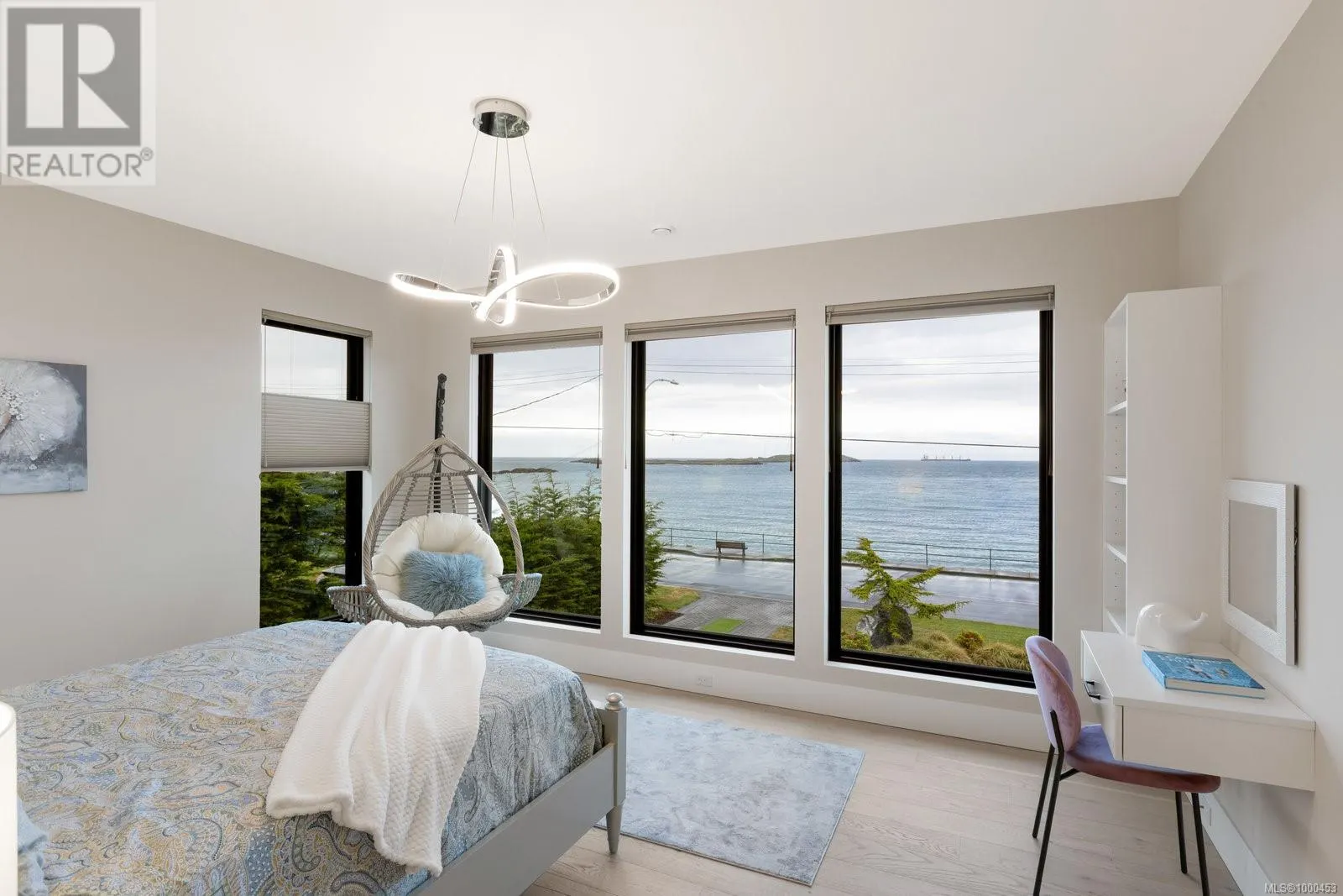 418 Beach Dr