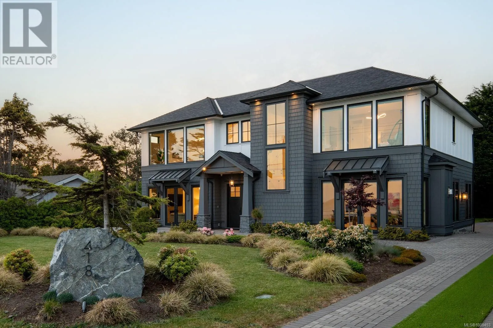 418 Beach Dr