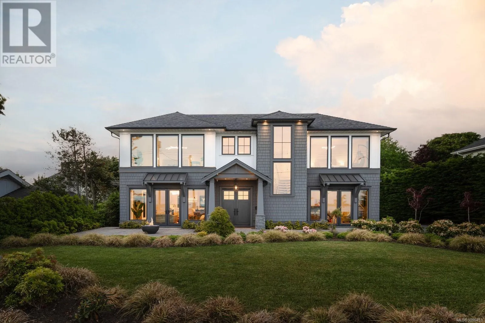 418 Beach Dr