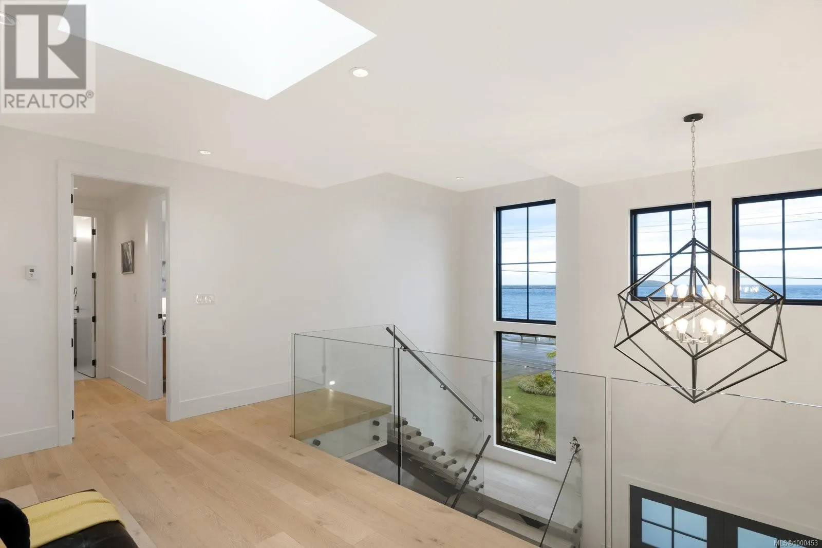 418 Beach Dr