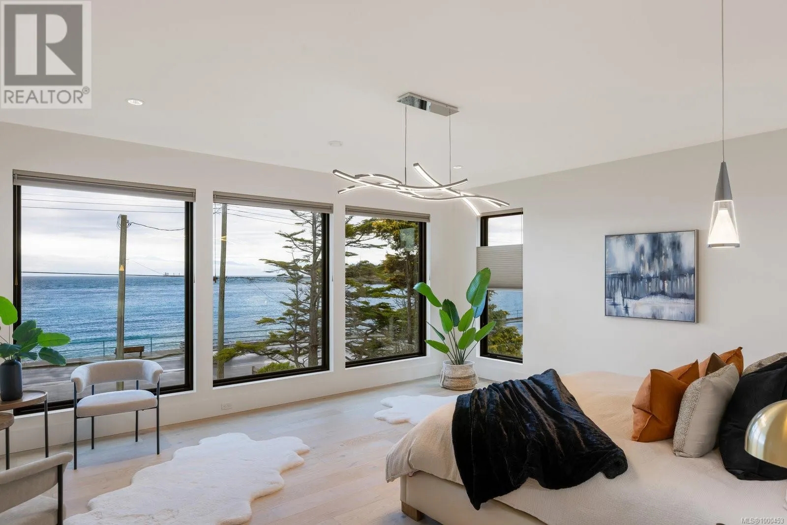 418 Beach Dr