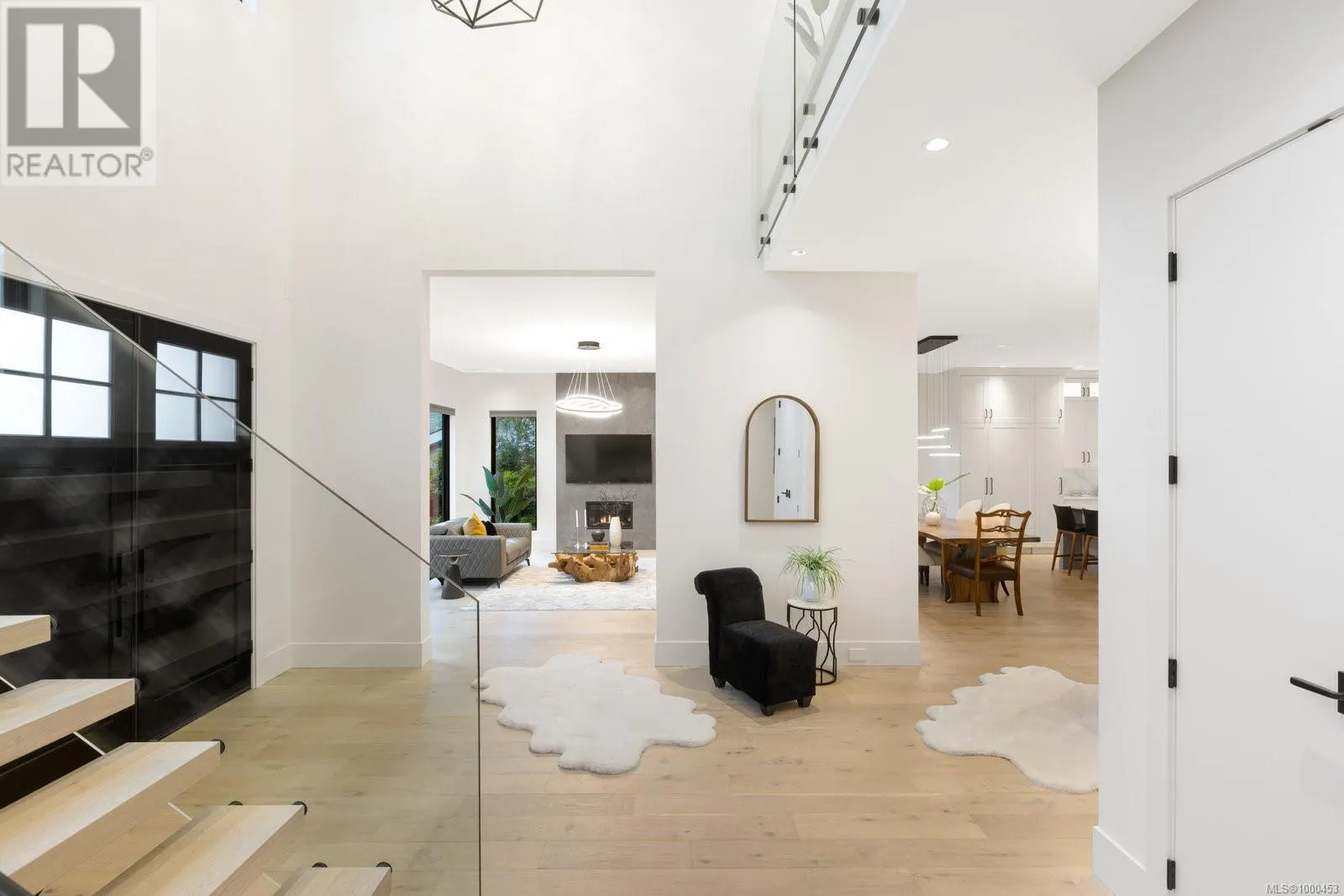 418 Beach Dr