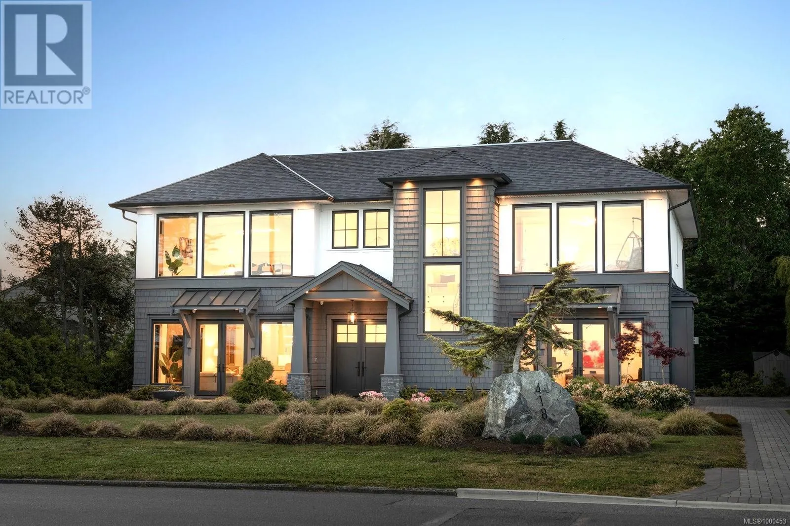 418 Beach Dr