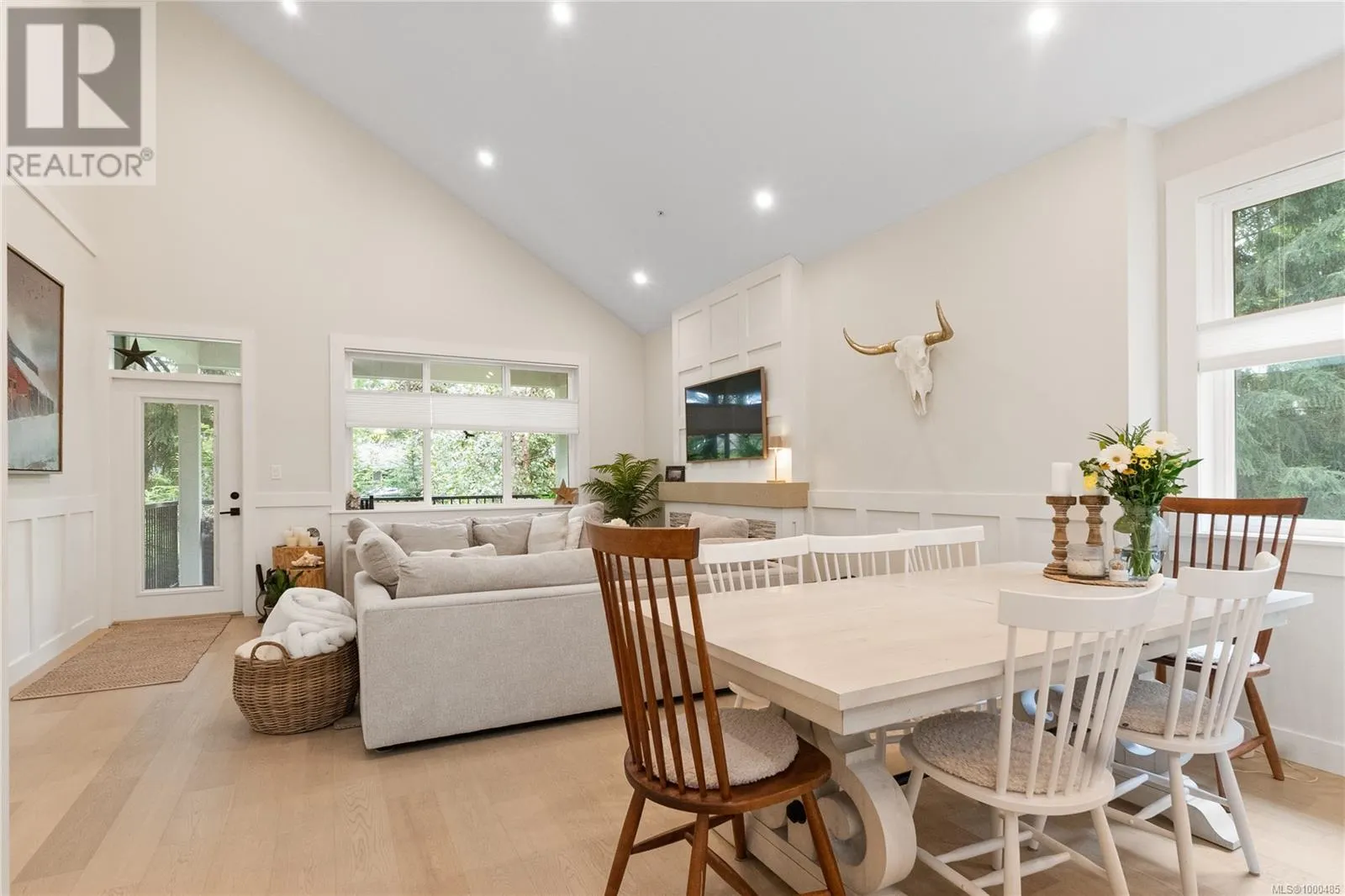 5388 Song Sparrow Way