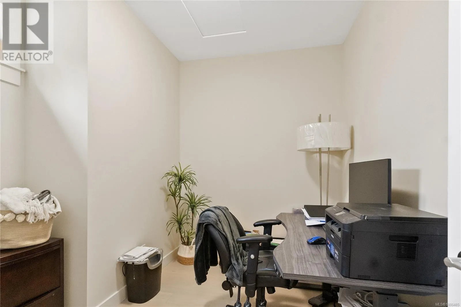5388 Song Sparrow Way