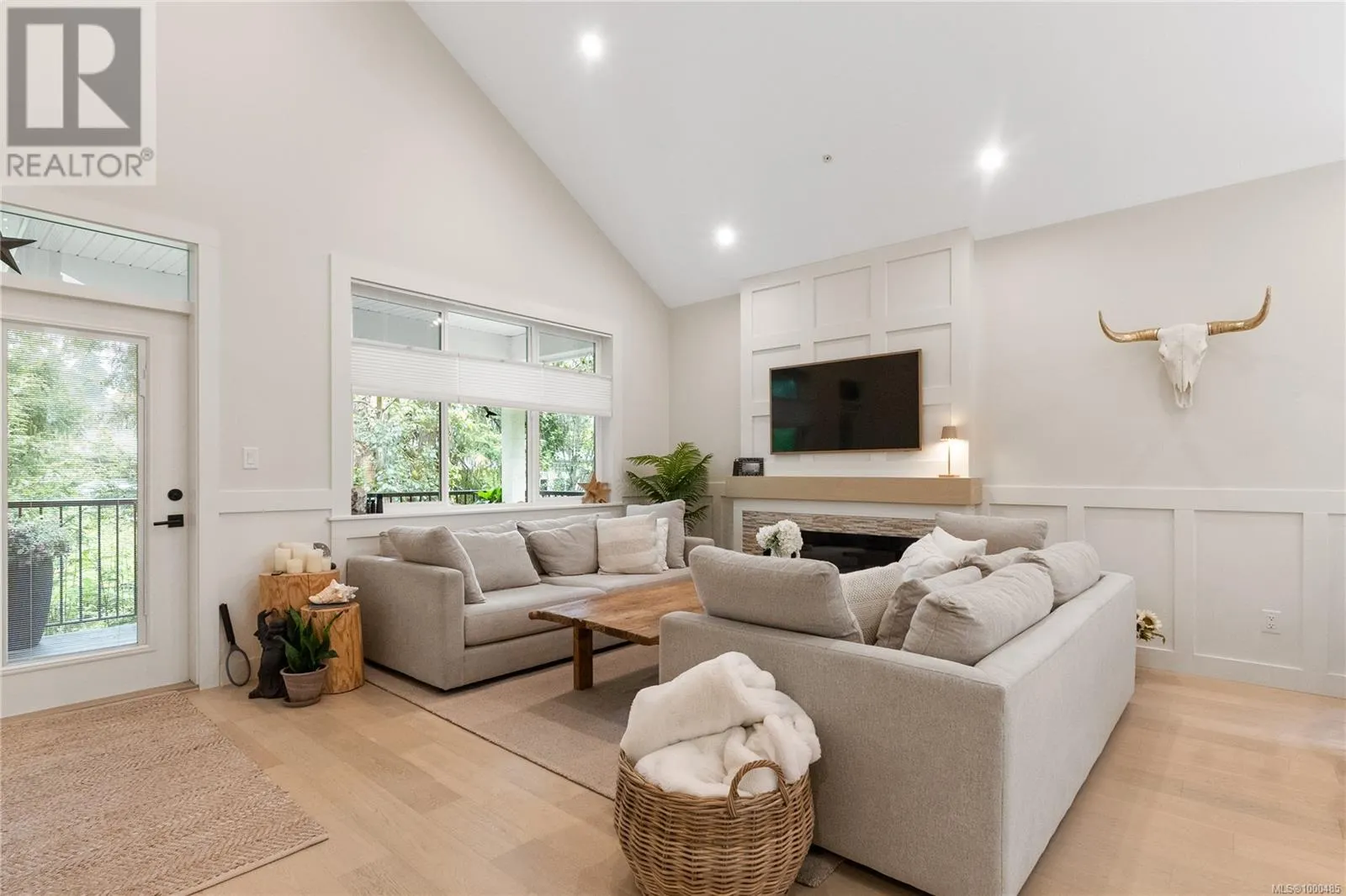 5388 Song Sparrow Way