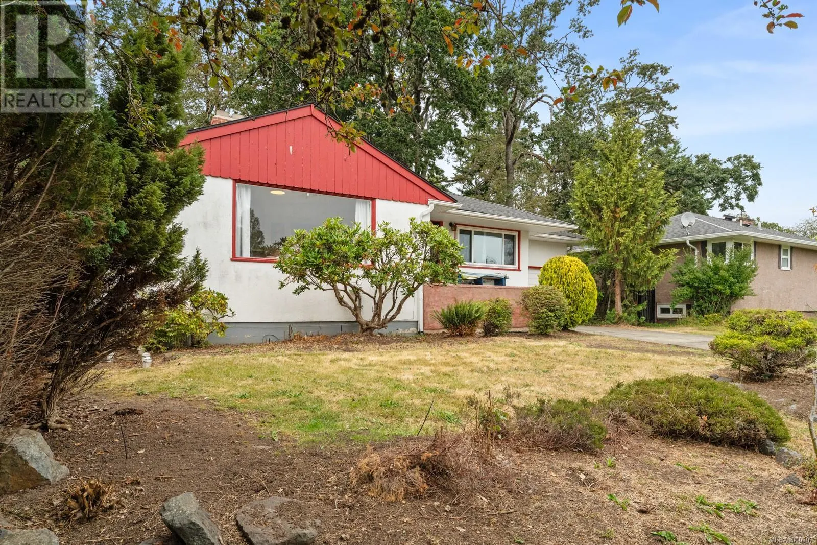 3352 Henderson Rd