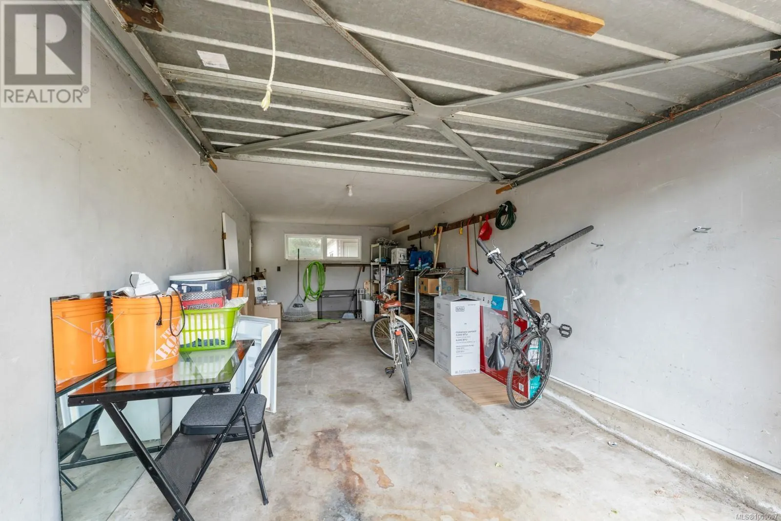 3352 Henderson Rd