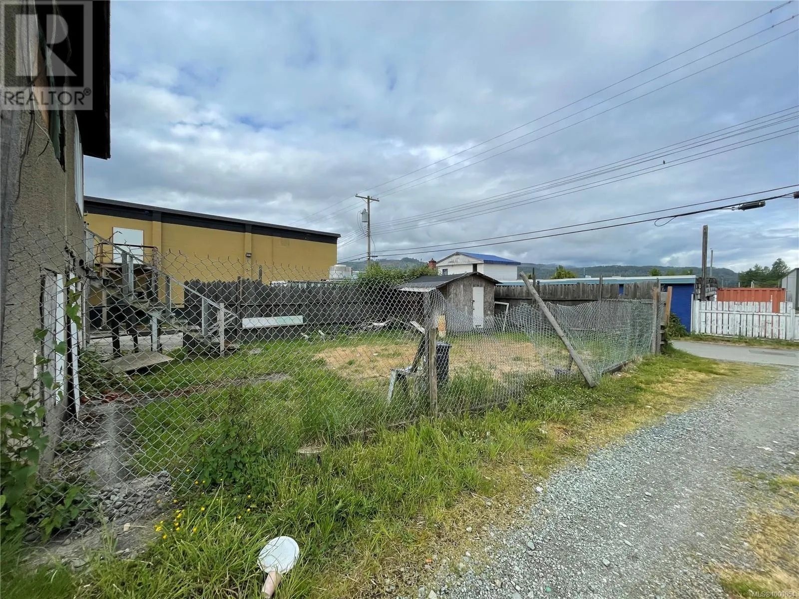 3786 4th Ave
