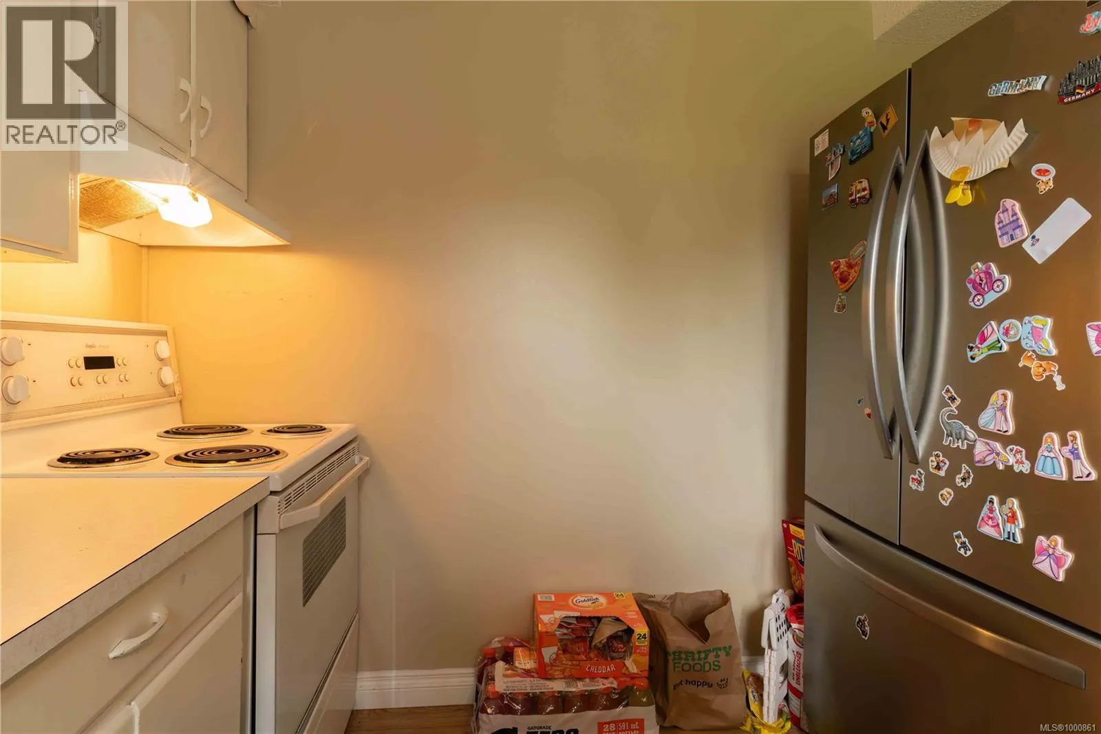 141 Jensen Ave E