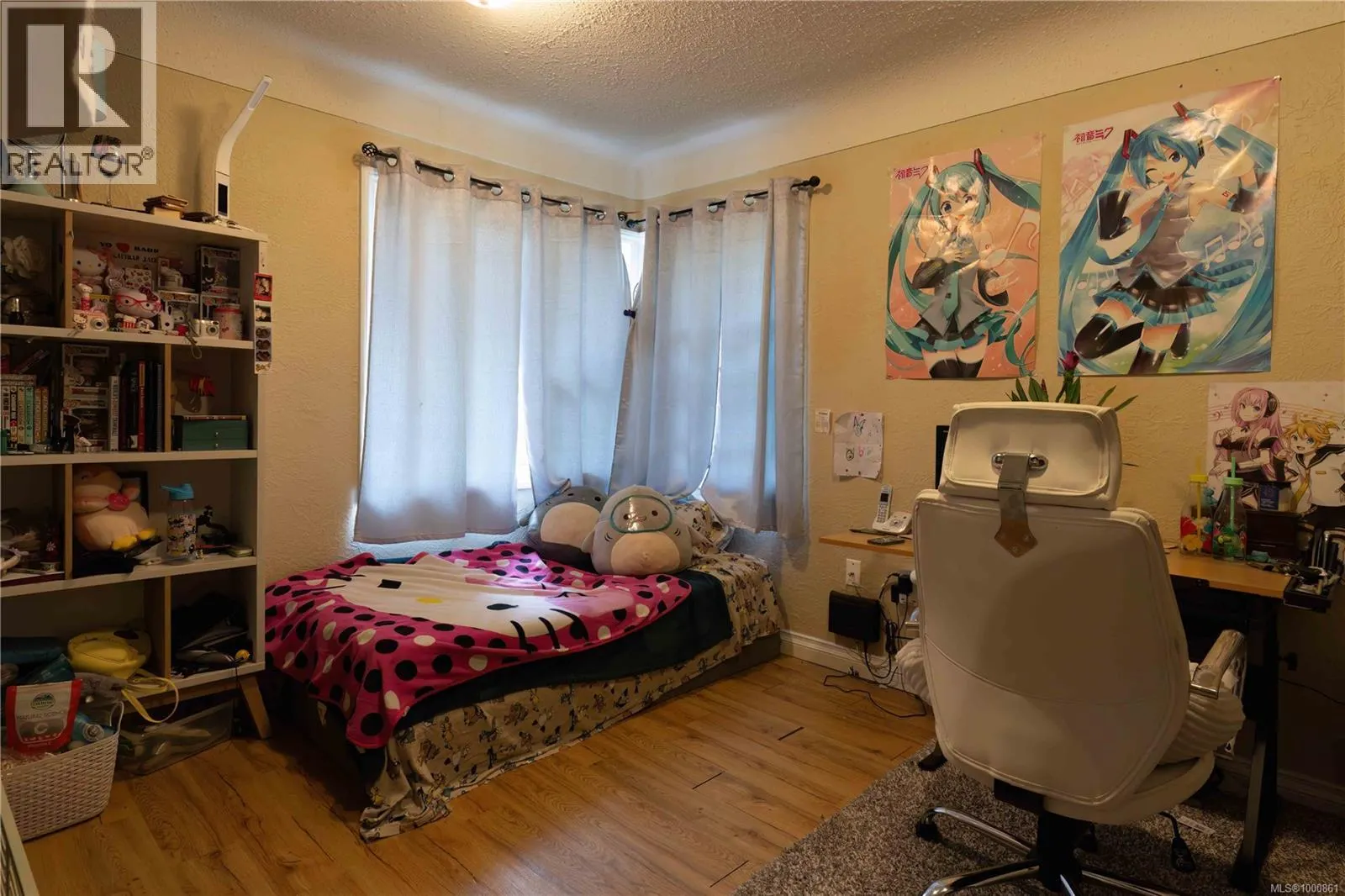 141 Jensen Ave E