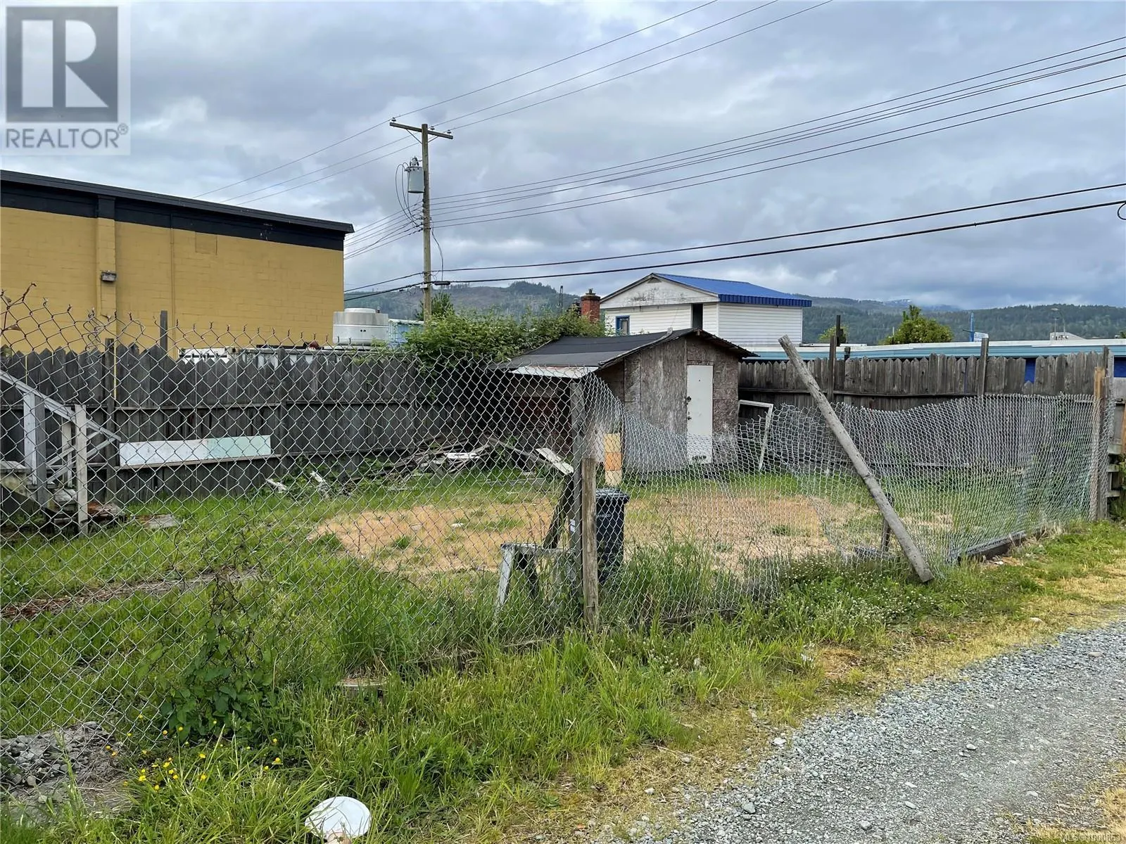 3786 4th Ave