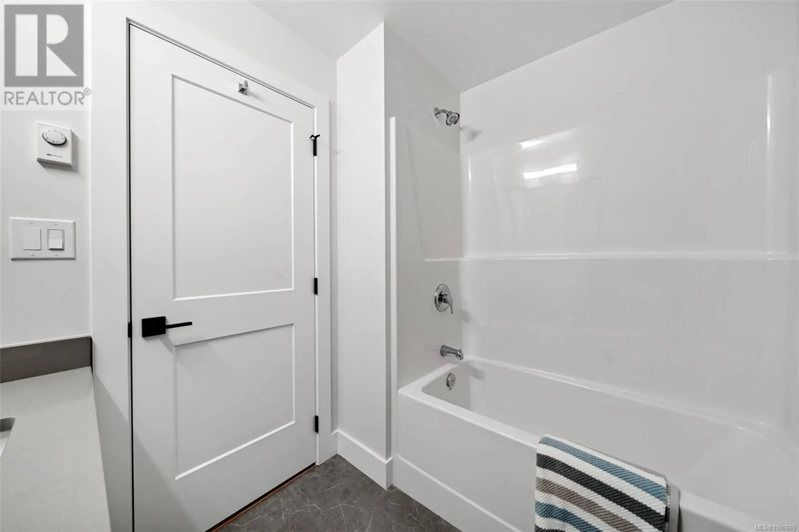 417 Rock Dove Pl