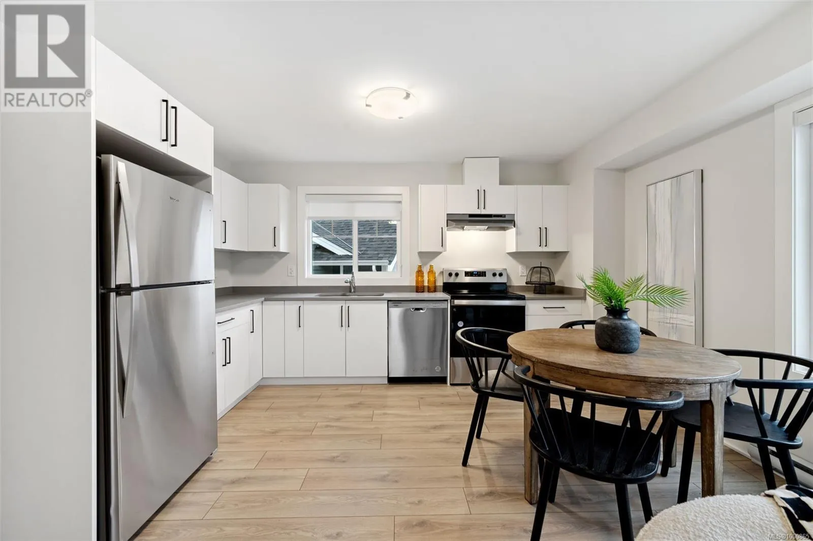 417 Rock Dove Pl