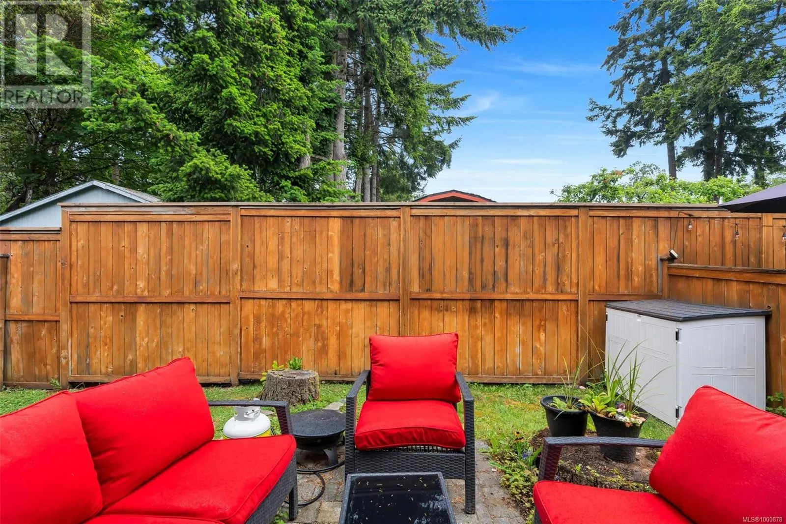 19 2210 Sooke Rd