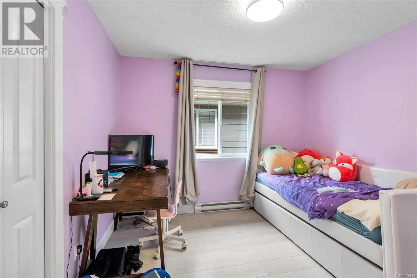 19 2210 Sooke Rd