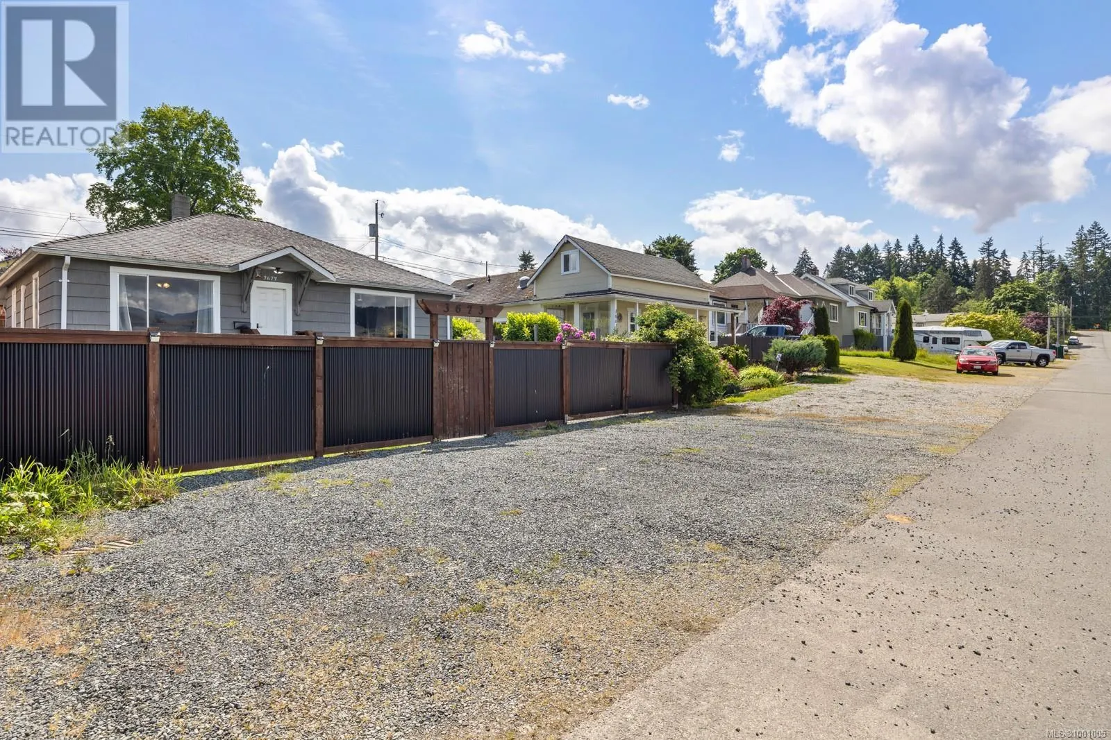 3673 7th Ave