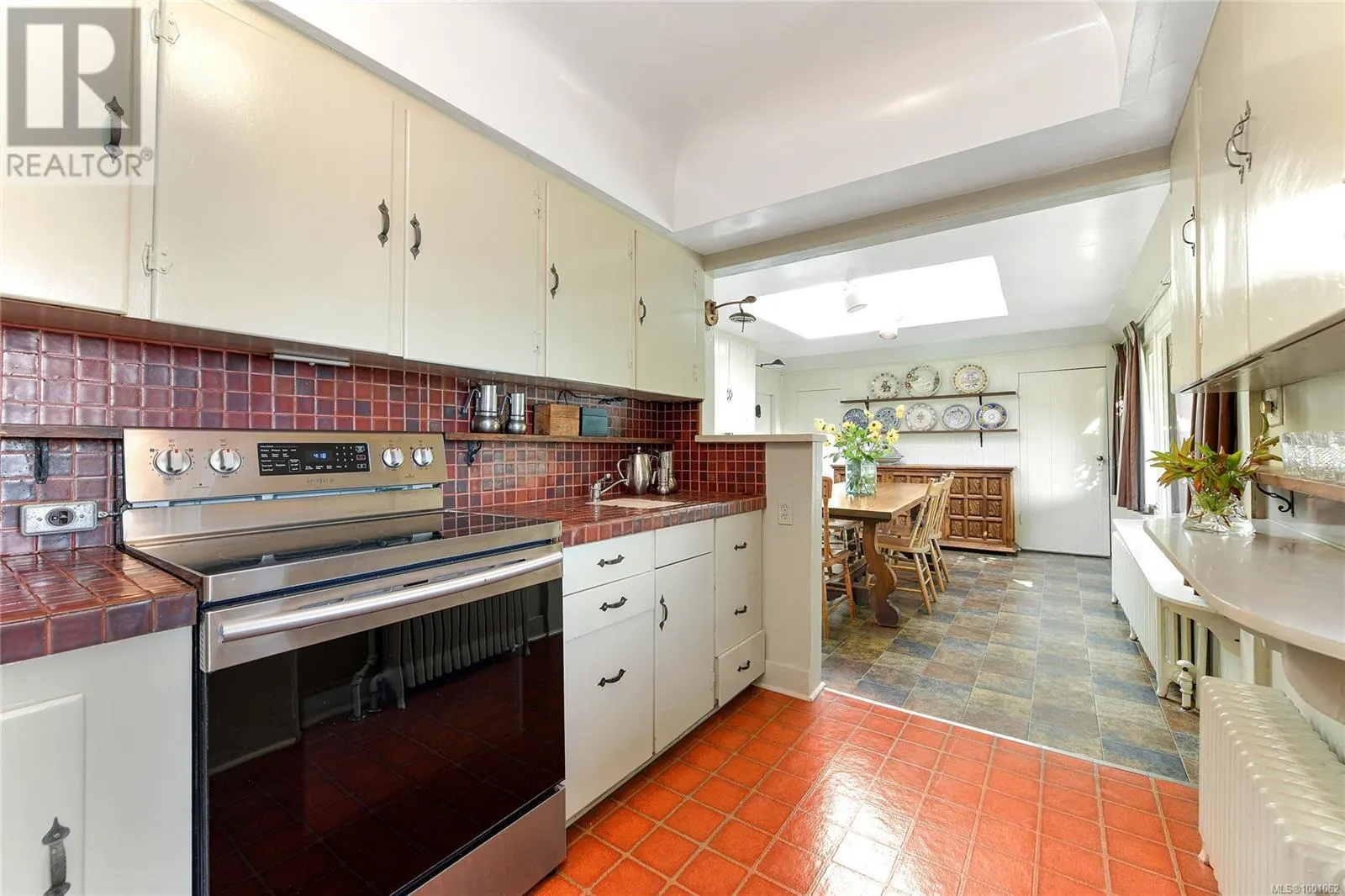 2173 Tryon Rd