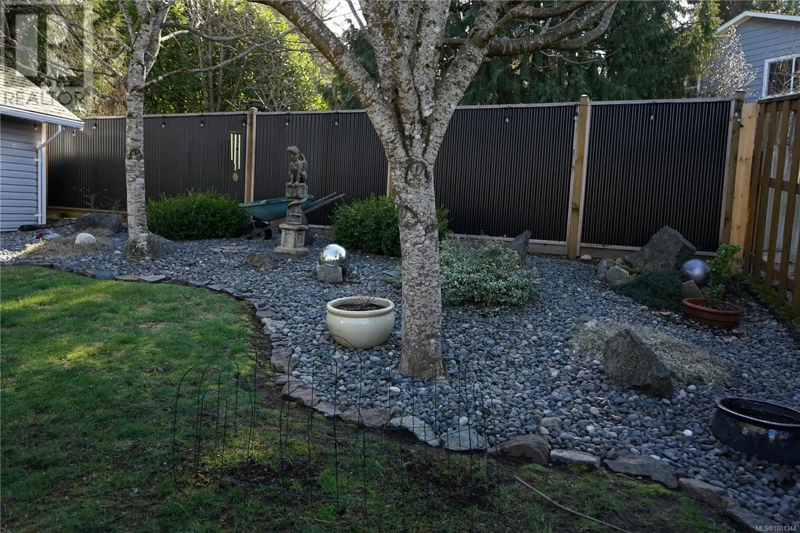 3249 Cecil Pl