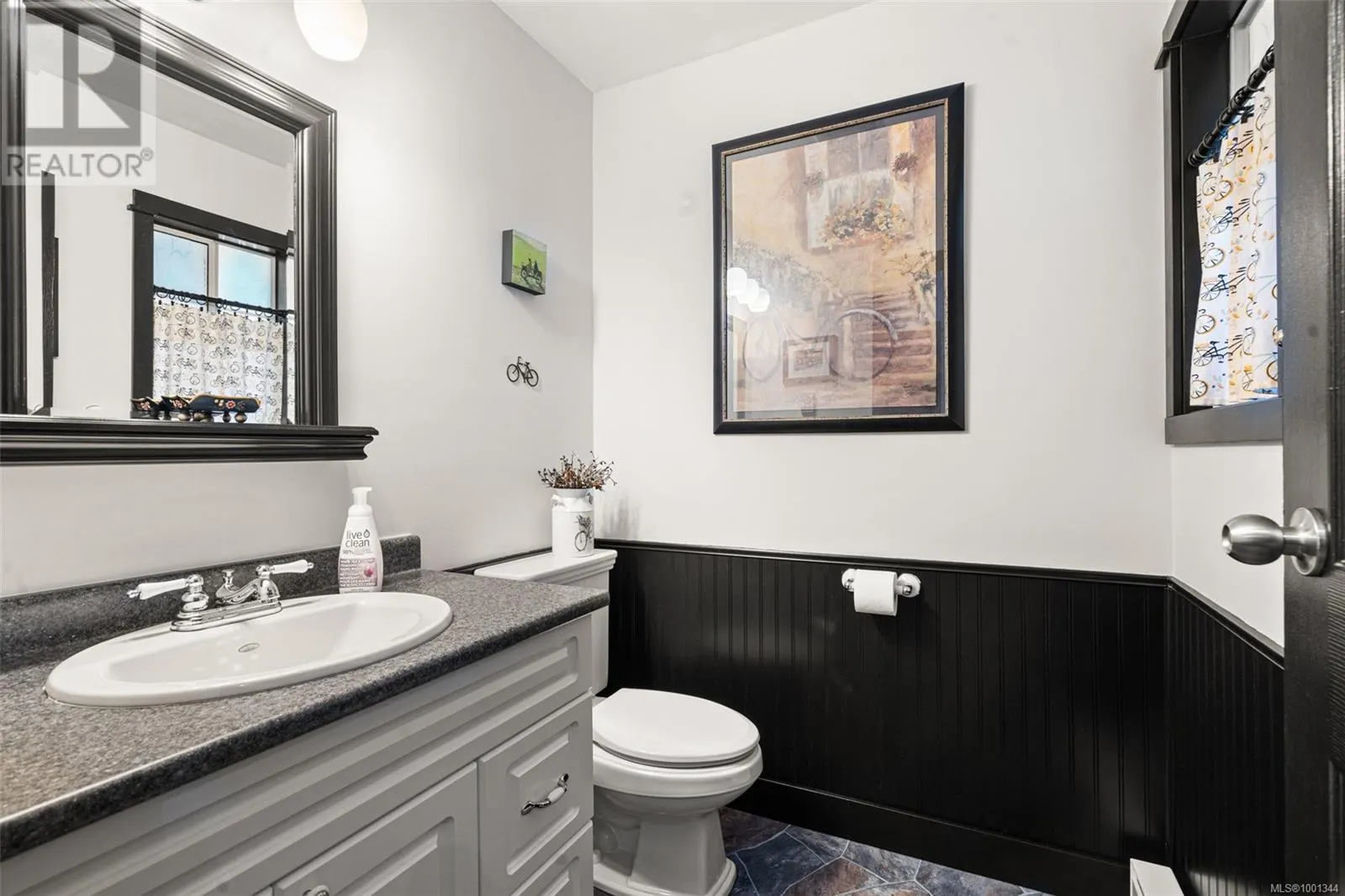 3249 Cecil Pl