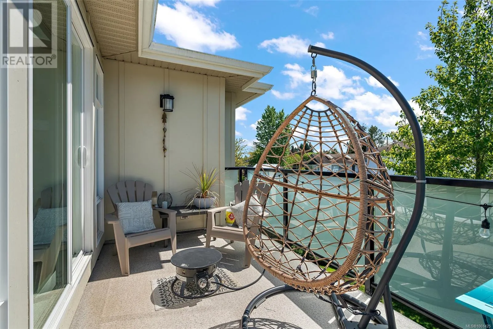 2313 Deerbrush Cres