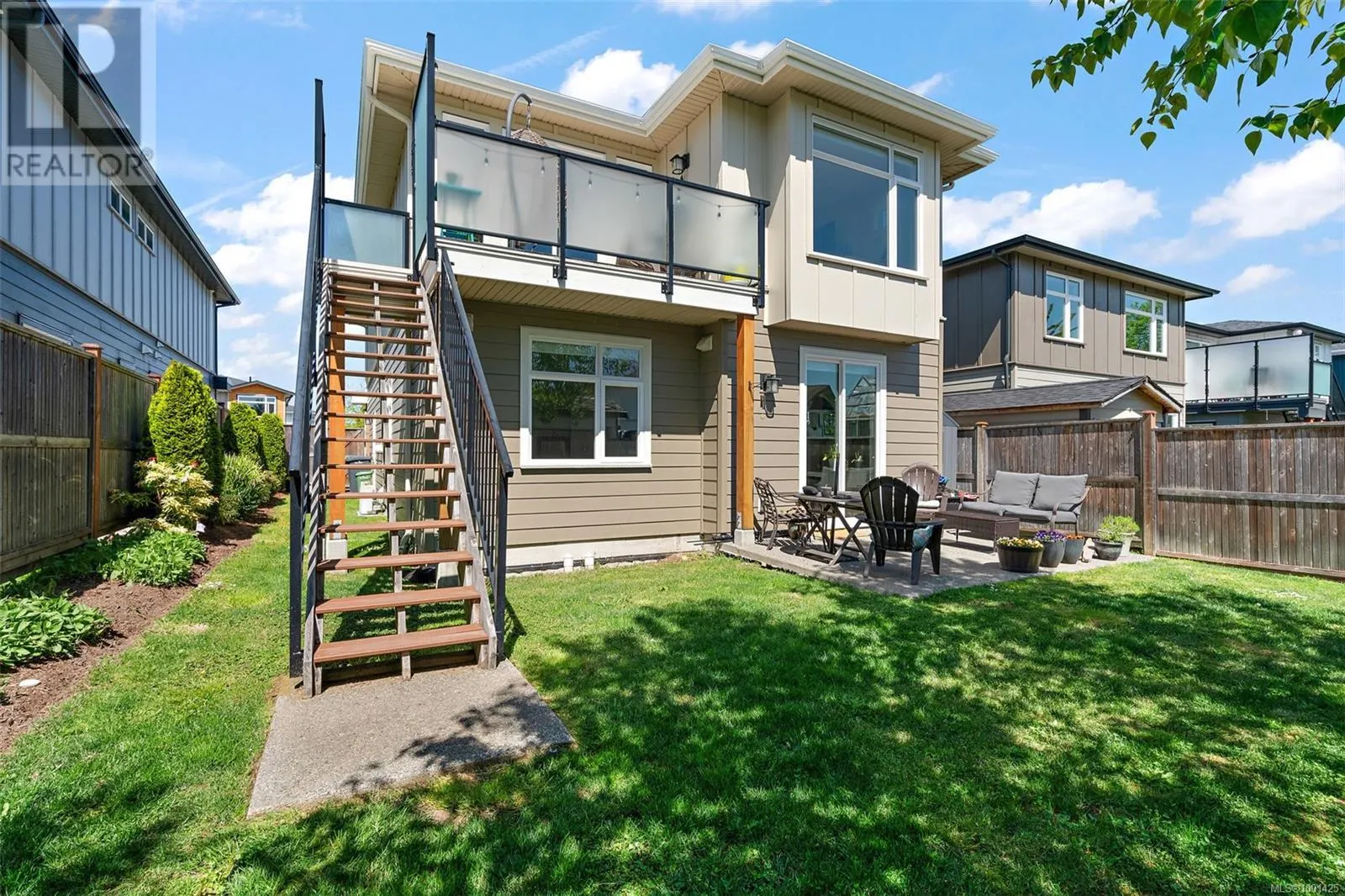 2313 Deerbrush Cres