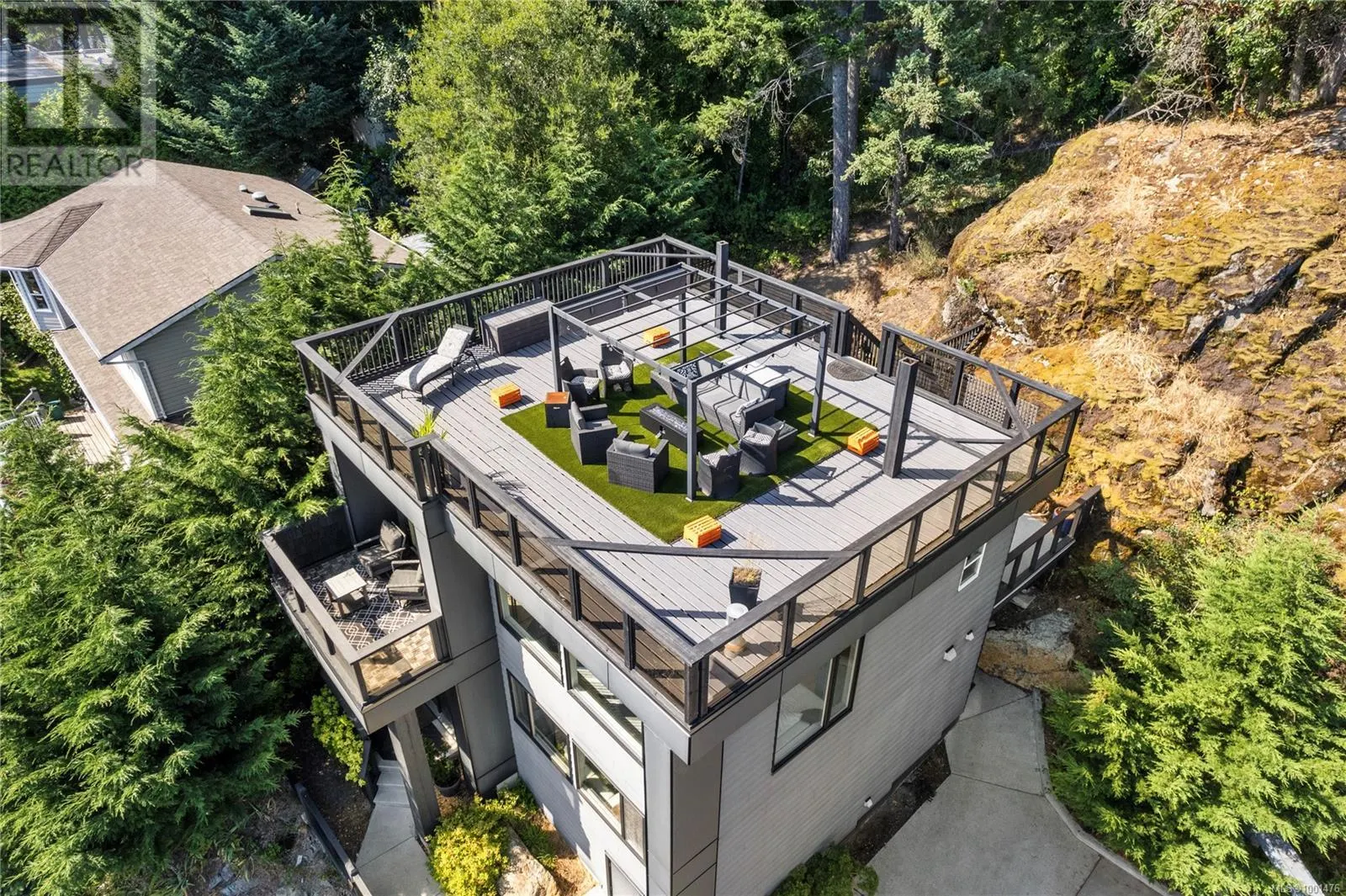 241 Woodhaven Dr