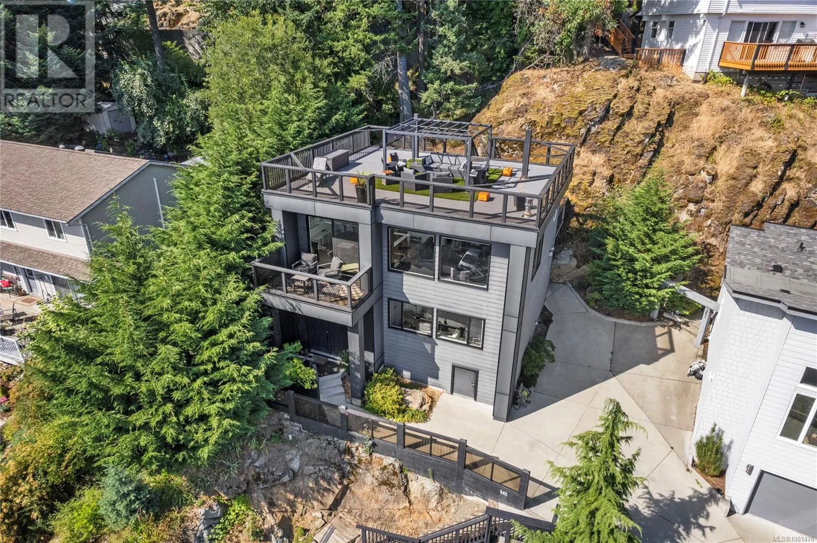 241 Woodhaven Dr