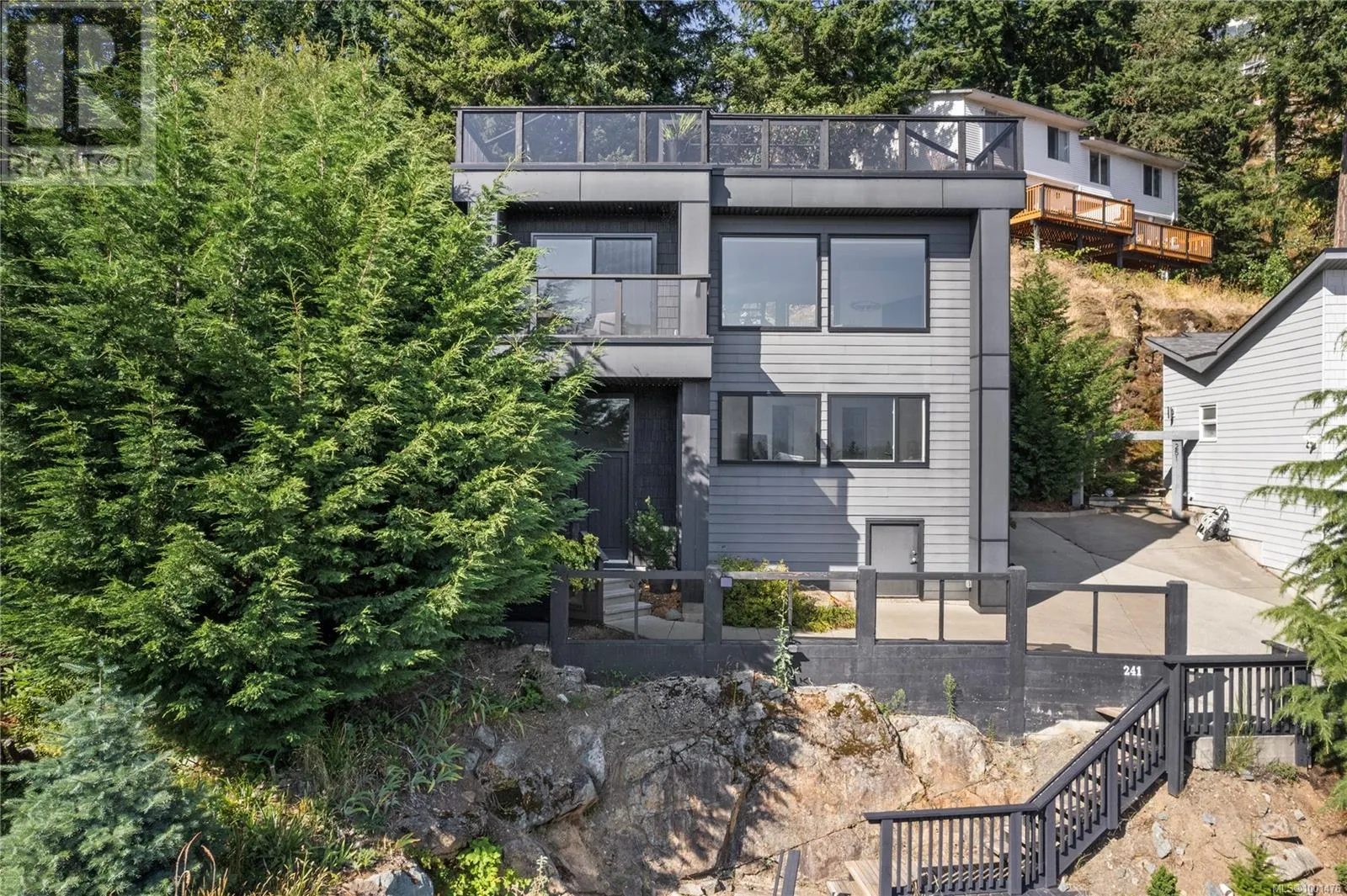 241 Woodhaven Dr
