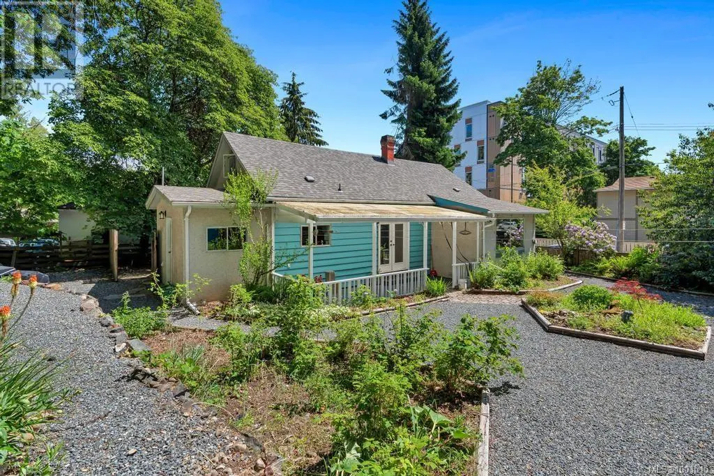 255 White Rd