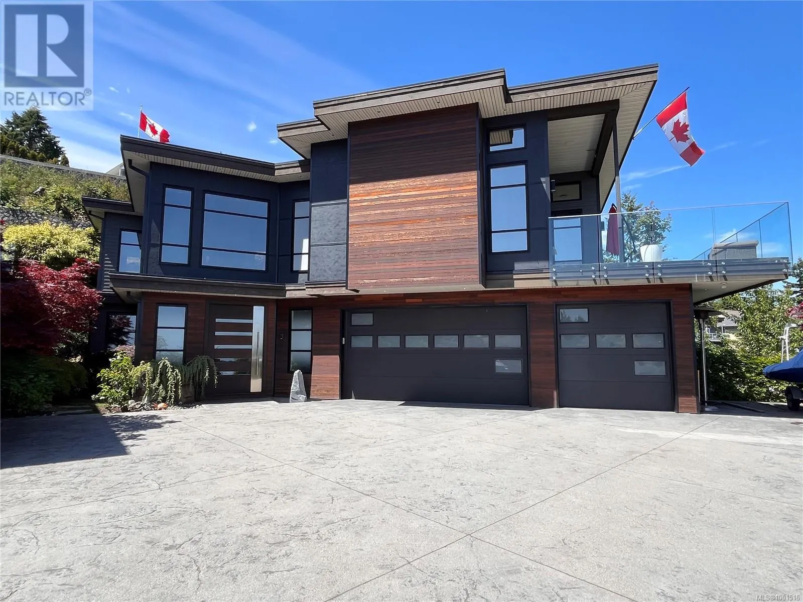 3358 Haida Dr
