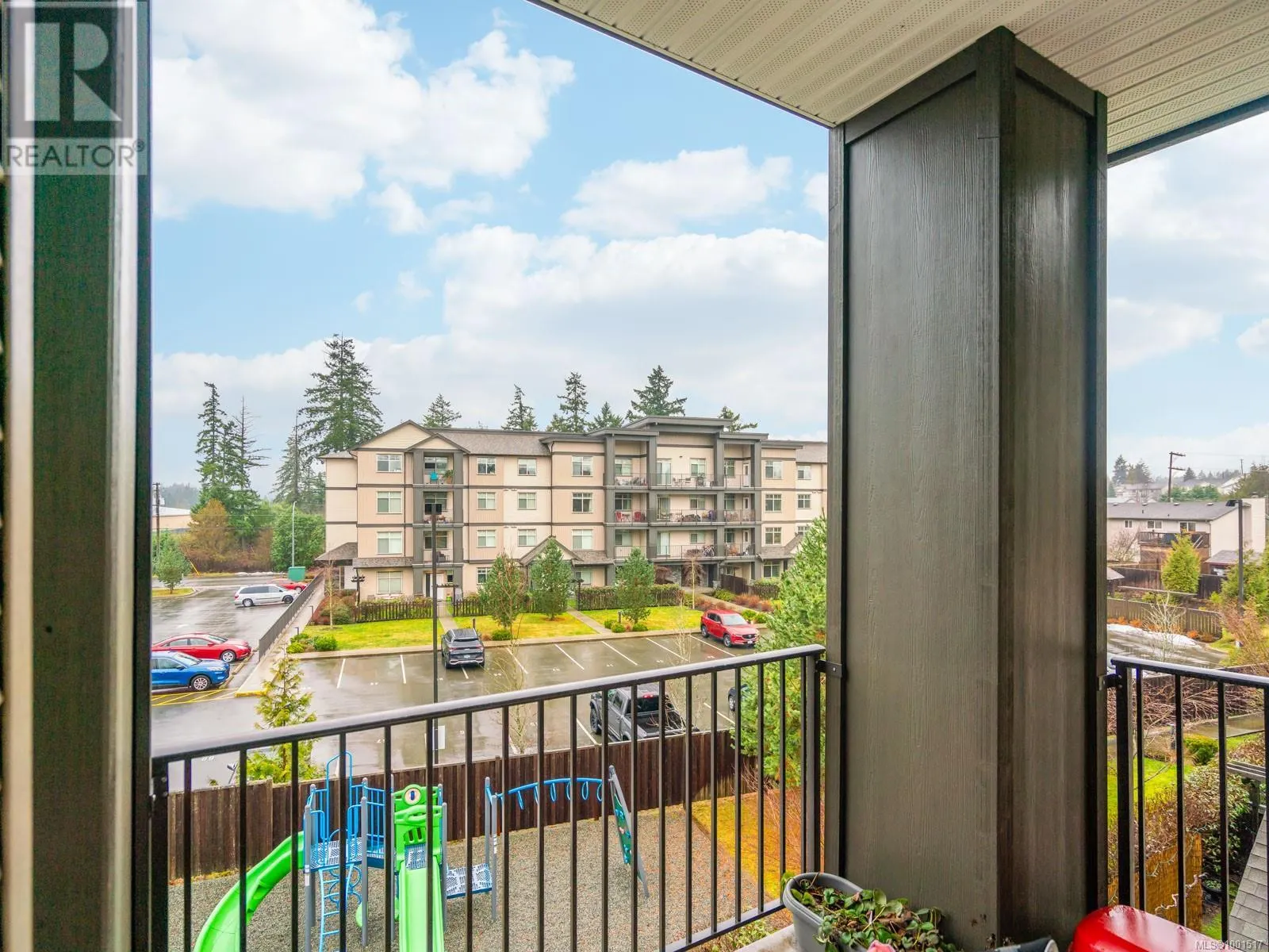 301 2117 Meredith Rd
