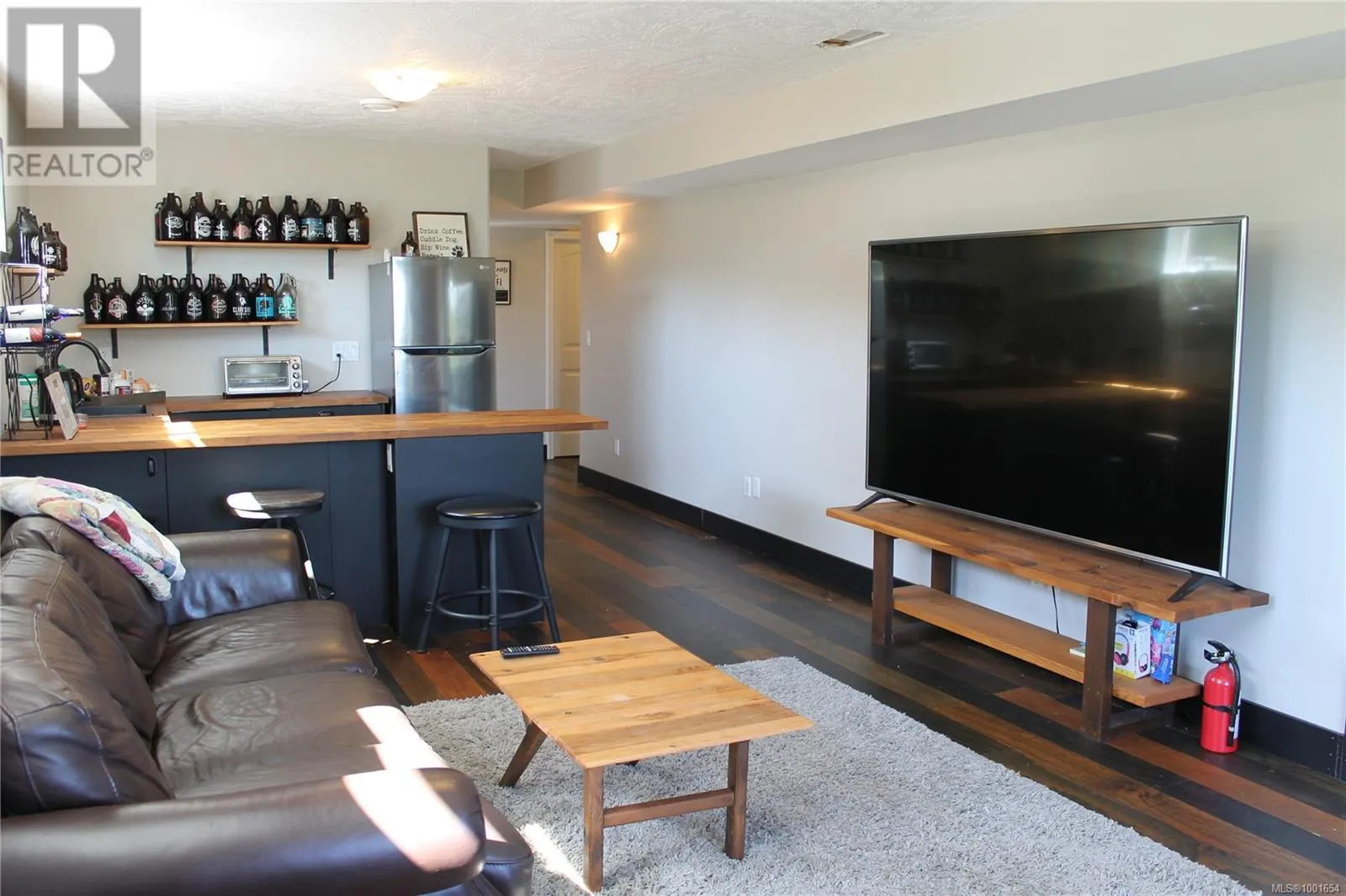431 Davis Rd