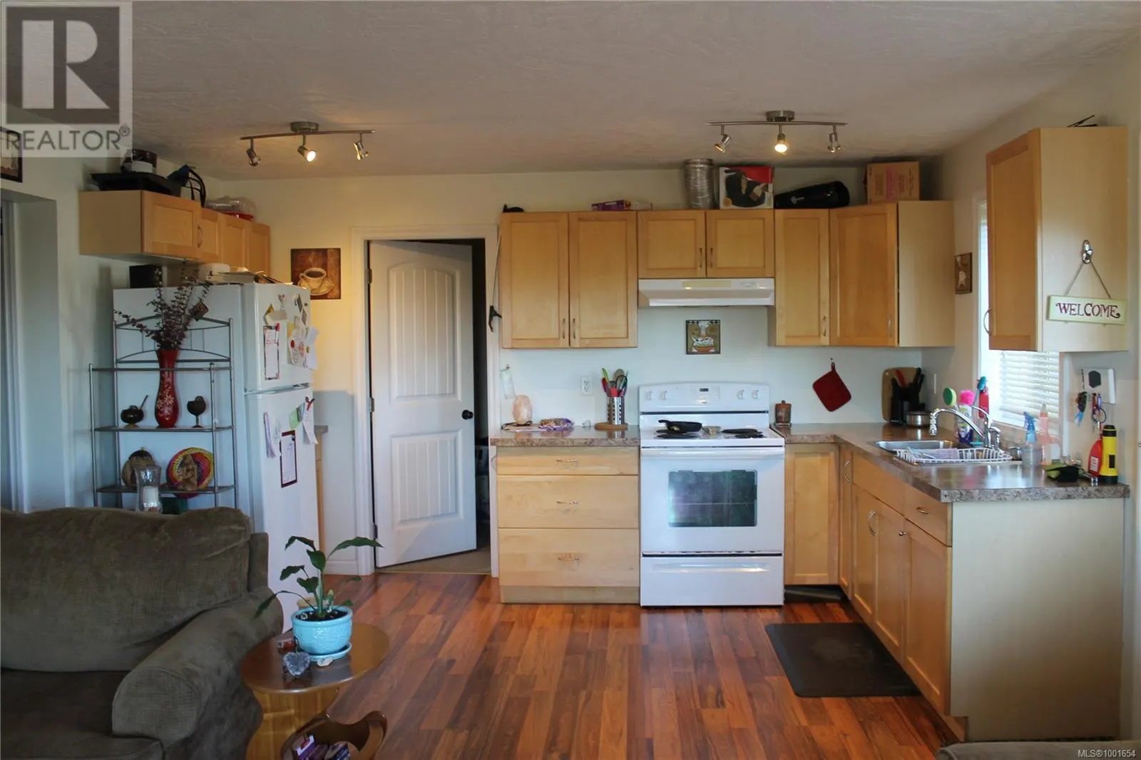 431 Davis Rd