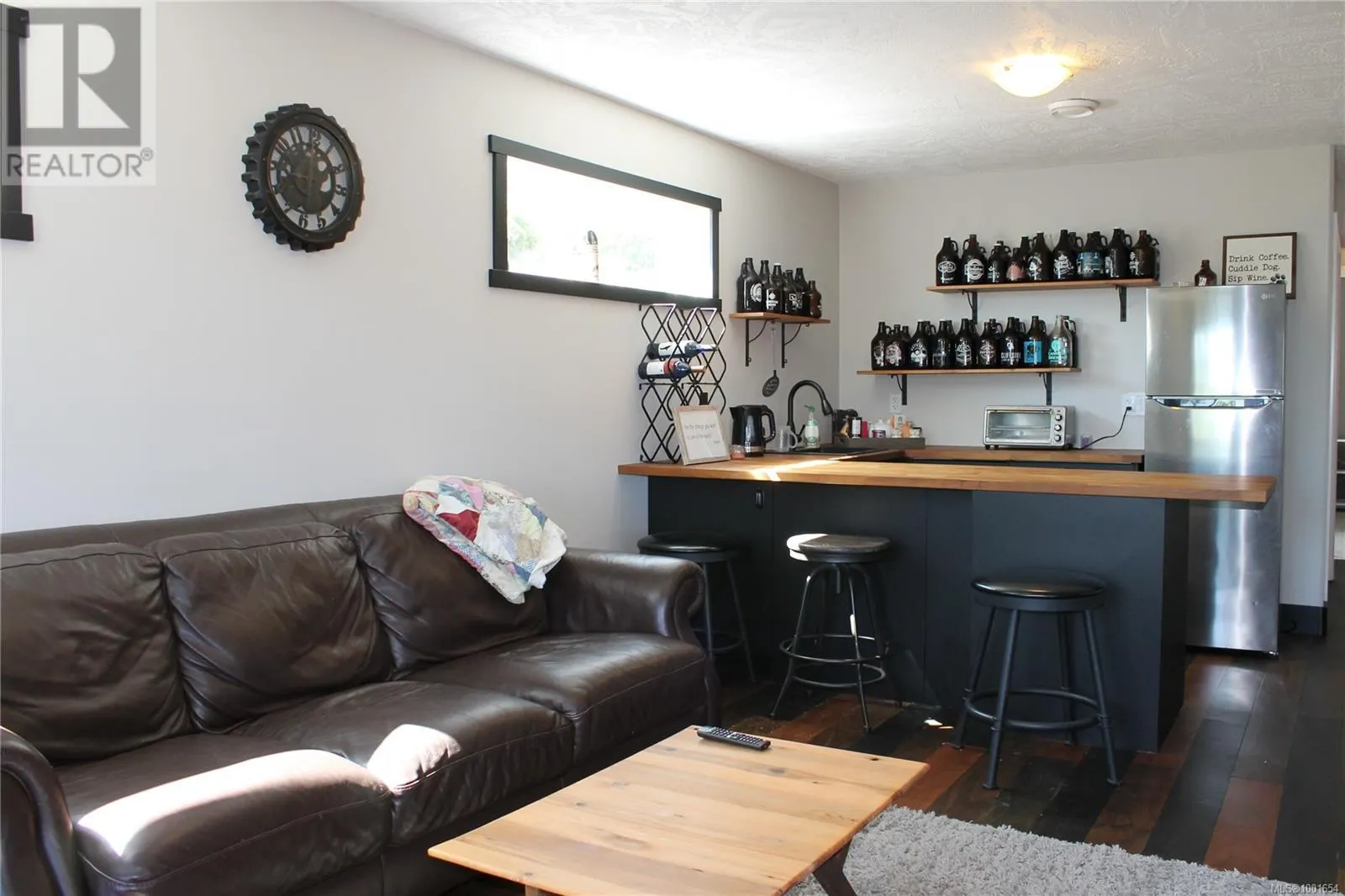 431 Davis Rd