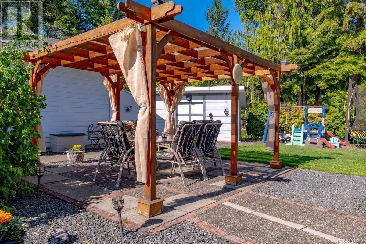 1356 MEADOWOOD Way