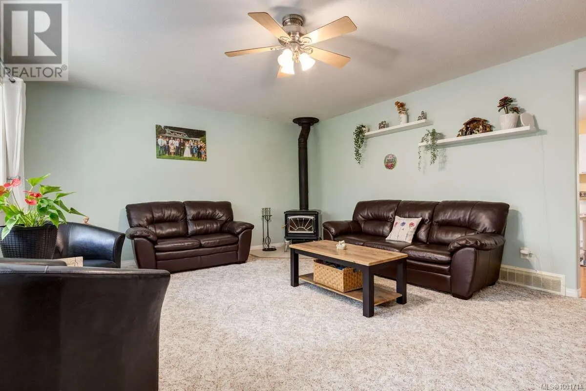 1356 MEADOWOOD Way