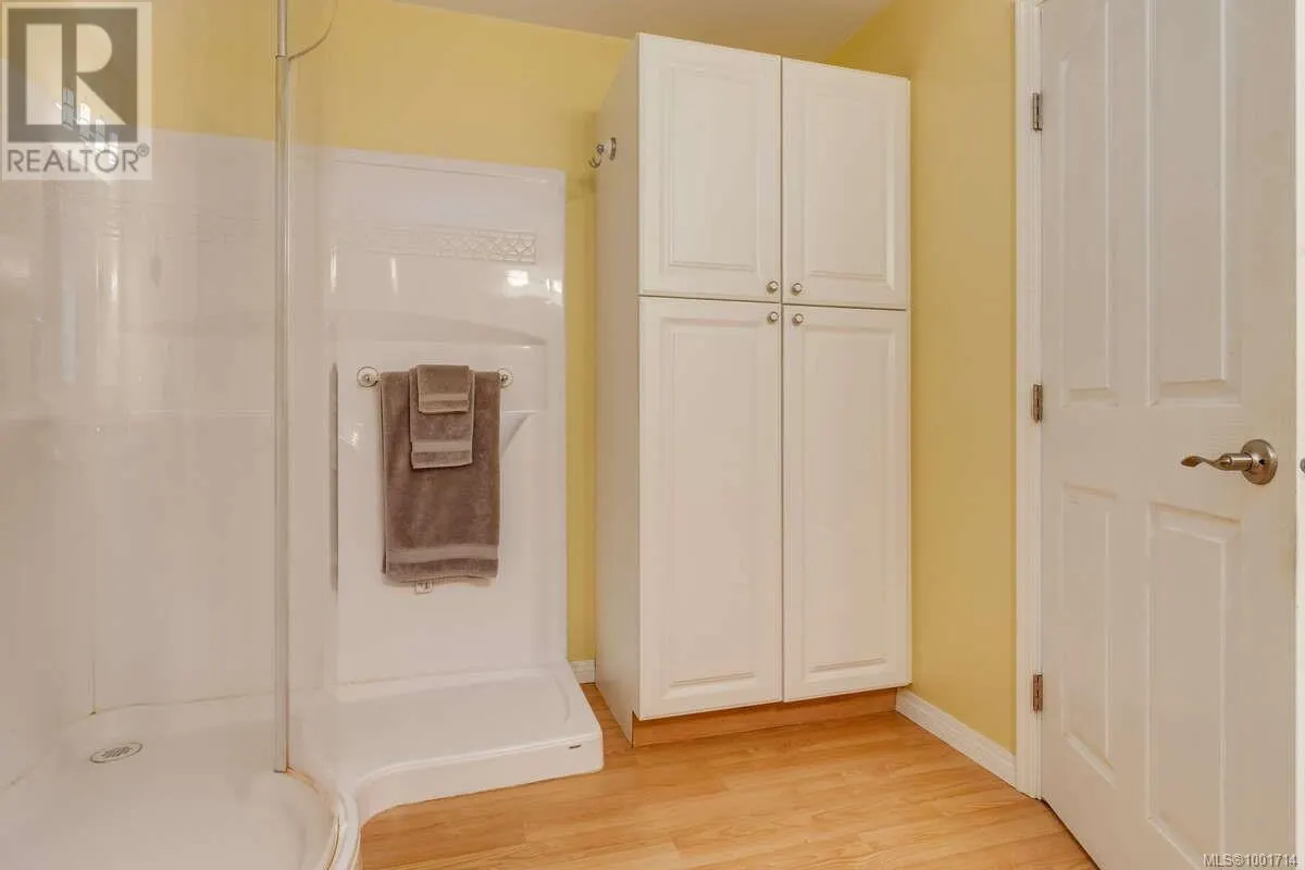 1356 MEADOWOOD Way
