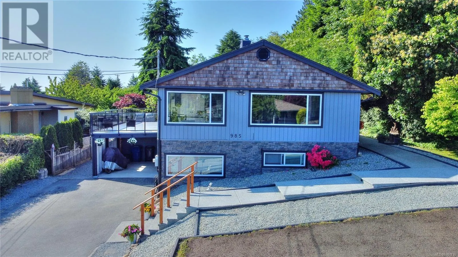 985 Malaspina Cres