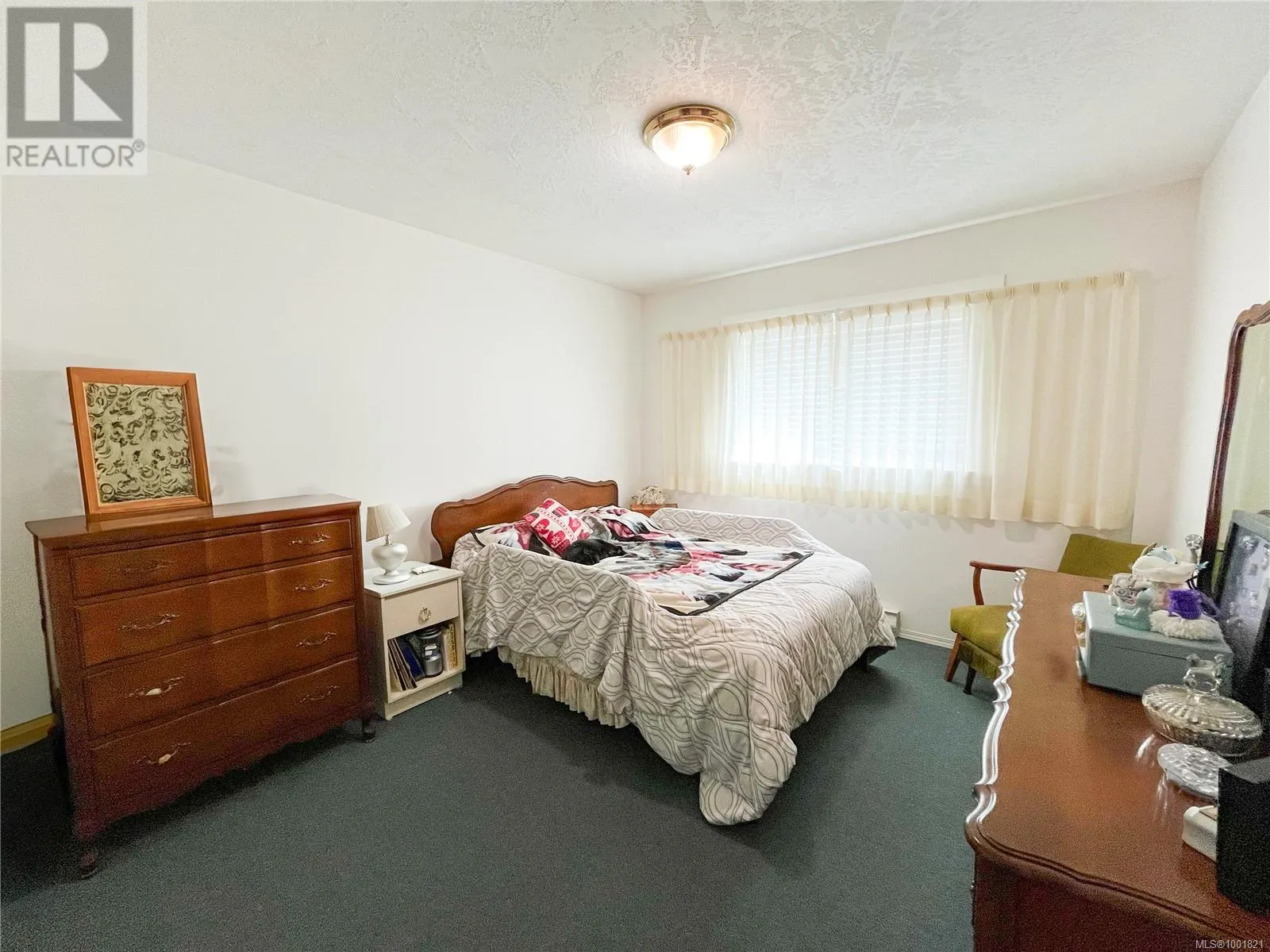 102 3855 11th Ave