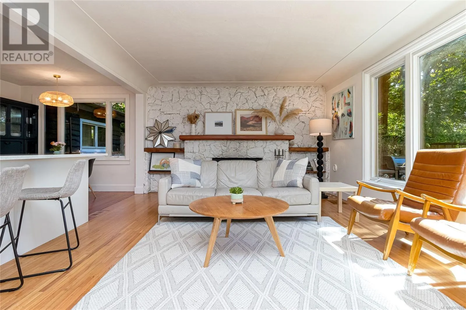 5168 Santa Clara Ave